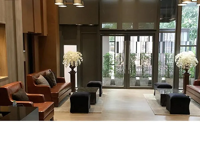 Dazzle 4* Bangkok